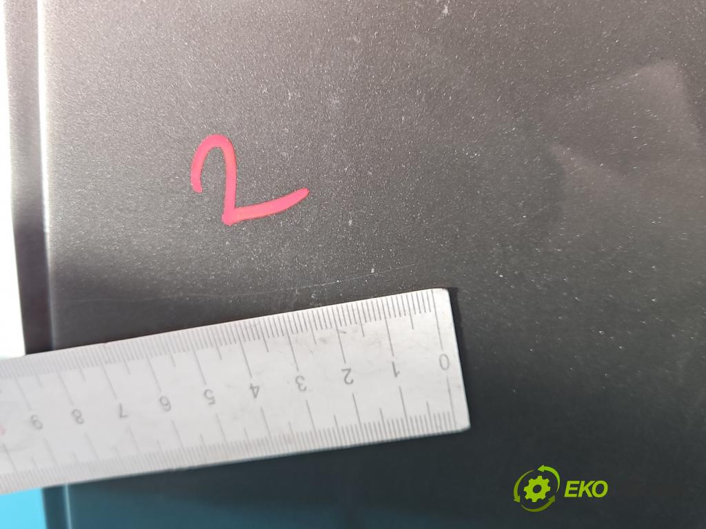 Peugeot 208 I 2012-2019 1.6 hdi 92 hp manual 68 kW 1560 cm3 5- dveře zadní levé  (Klika dveří ostatní)