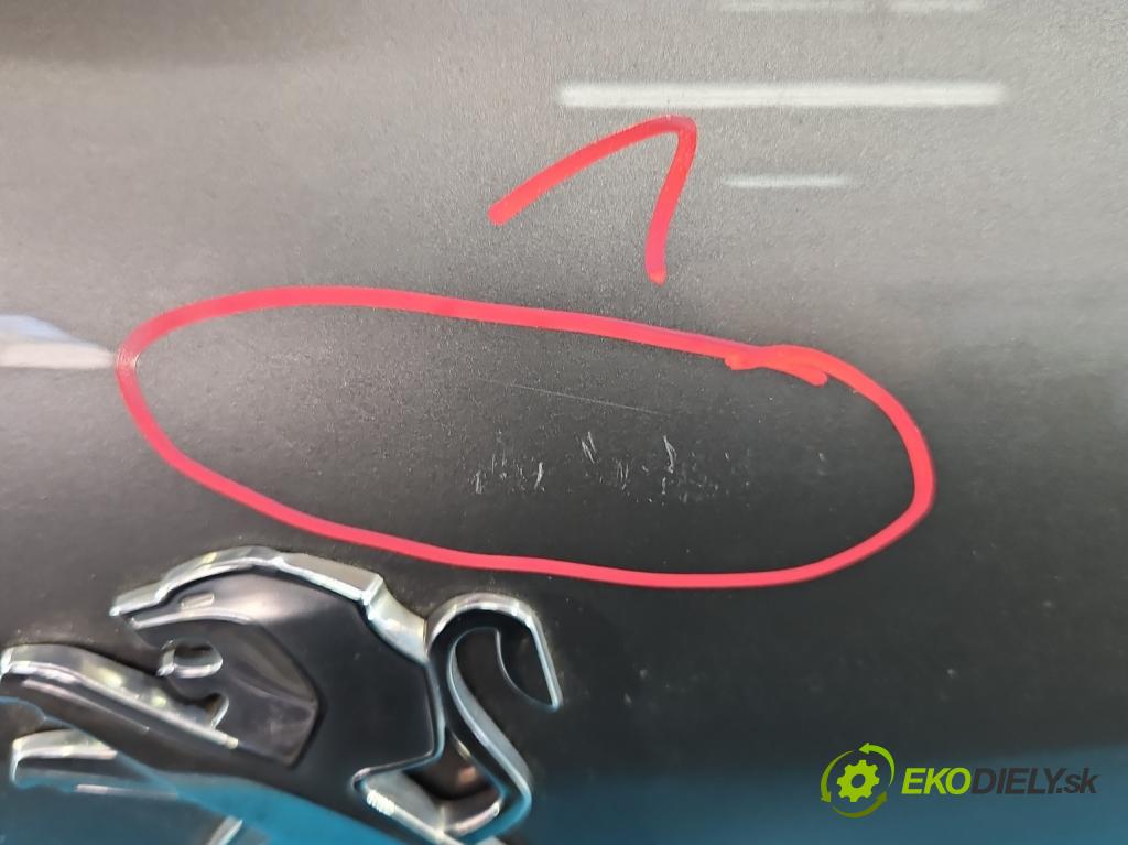 Peugeot 208 I 2012-2019 1.6 hdi 92 HP manual 68 kW 1560 cm3 5- zadna kufor  (Kapota zadná (kufor))