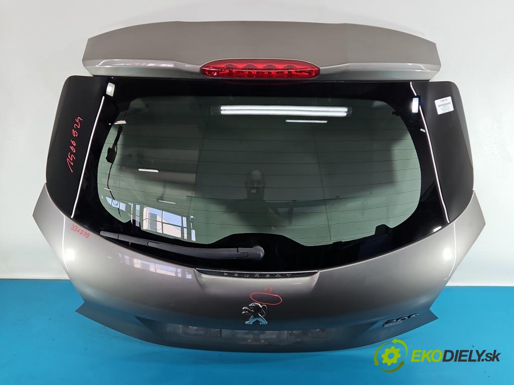 Peugeot 208 I 2012-2019 1.6 hdi 92 HP manual 68 kW 1560 cm3 5- zadna kufor  (Kapota zadná (kufor))