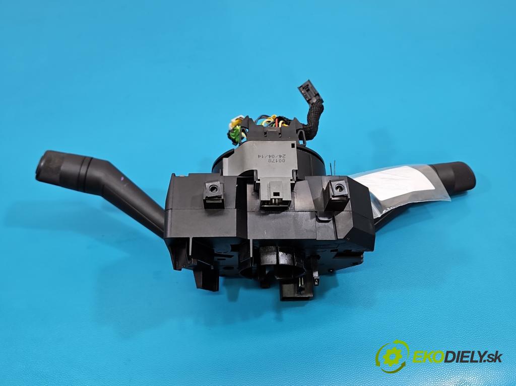 Fiat Punto Grande 1.3 jtd 90 HP manual 66 kW 1248 cm3 5- prepínač komplex: 735521315 (Prepínacie páčky pod volantom)