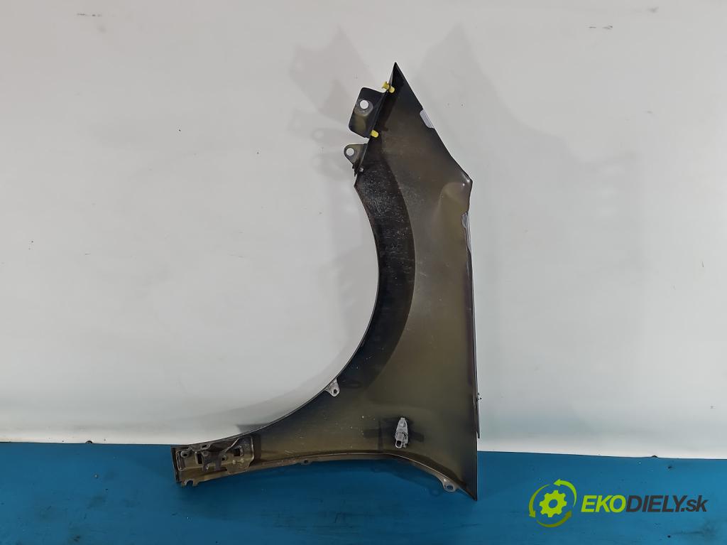 Hyundai Elantra VII 2020- 1.6 16V manual 90.2 kW 1598 cm3 4- blatník predné pravý  (Kľučka dverí ostatné)