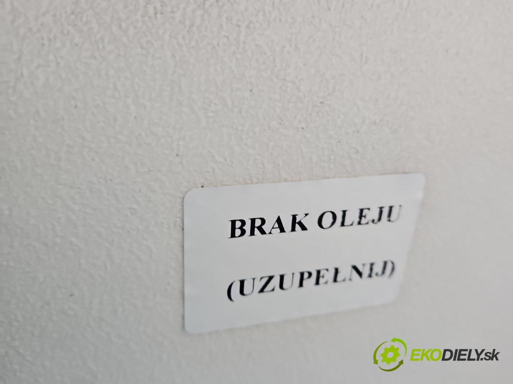 Hyundai H1 II 2007-2023 2.5 crdi 170 HP manual 125 kW 2497 cm3 5- Most: zadní: