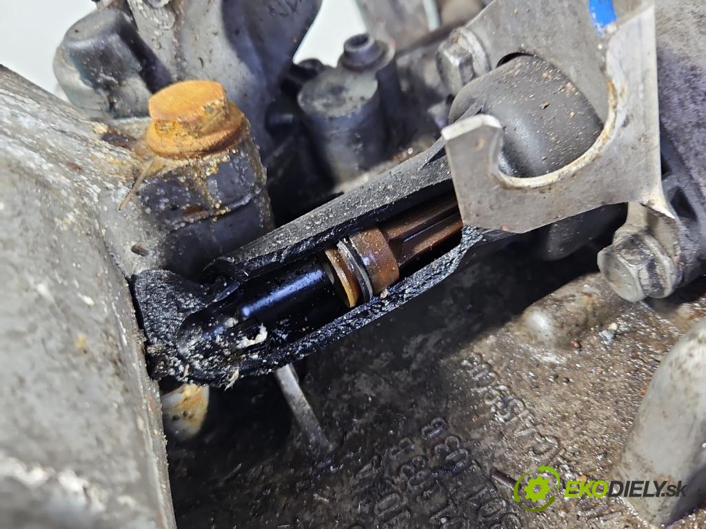 Vw Scirocco II 2008-2017 1.4 TSI 122 hp manual 90 kW 1390 cm3 3- převodovka stupňová manual LHY