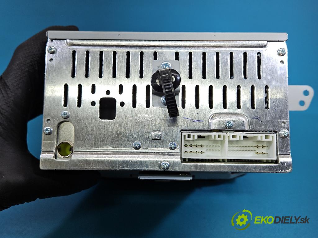 Hyundai i20 II 2014 -2020 1.2 16V 84KM manual 62 kW 1248 cm3 5- Radio originál 96170-C8050