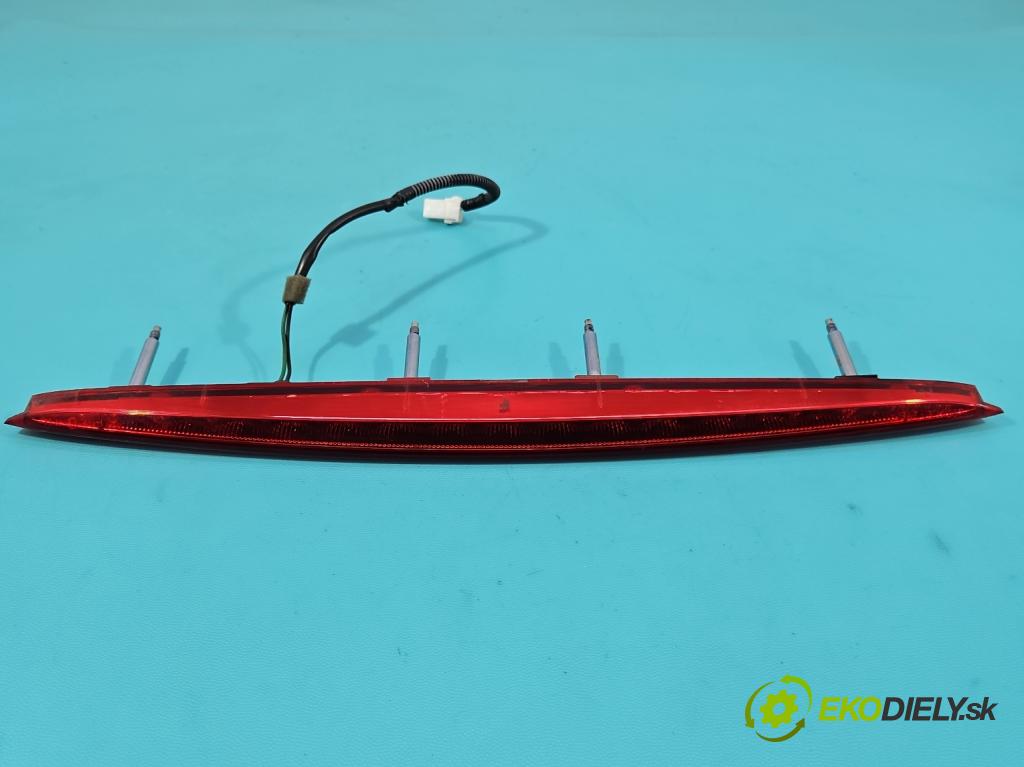 Hyundai I30 II 2012-2016 1.4 16V 100 HP manual 73.2 kW 1396 cm3 5- světlo: stop: 92700-A5000