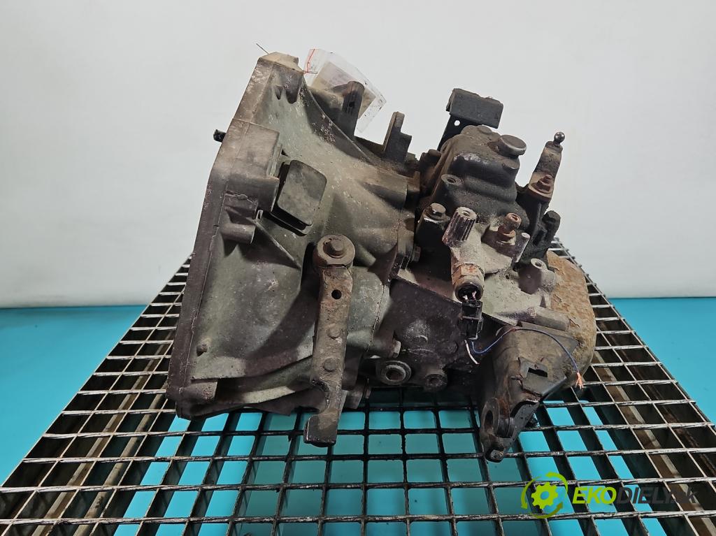 Fiat Panda II 2003-2012 1.1 8V 54 HP manual 40 kW 1108 cm3 5- prevodovka stupeň,rýchlosť manual