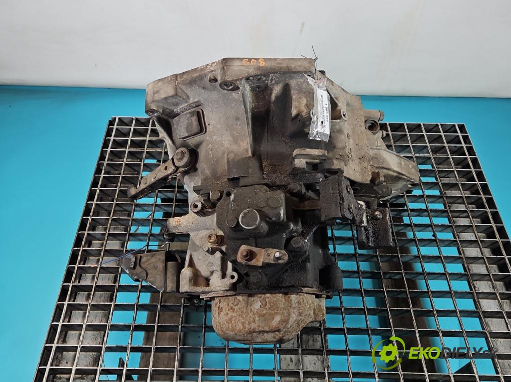 Fiat Panda II 2003-2012 1.1 8V 54 HP manual 40 kW 1108 cm3 5- prevodovka stupeň,rýchlosť manual