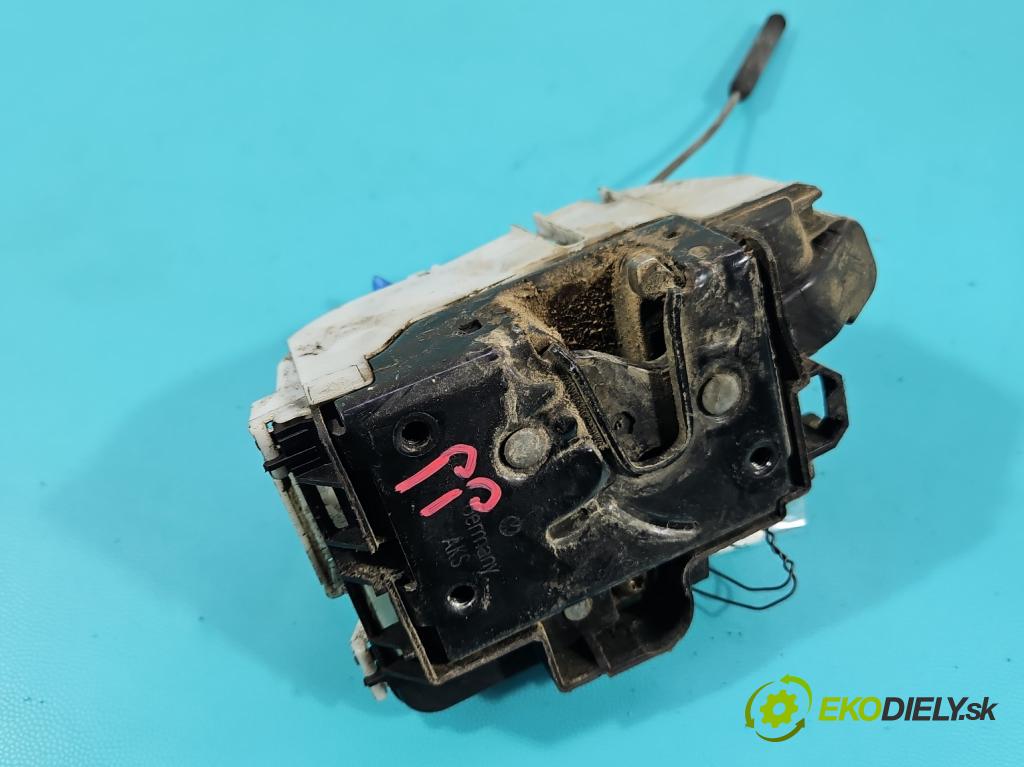 Vw Polo III 6N 1994-2001 1.4 16V 75 hp manual 55 kW 1390 cm3 5- zámek přední pravý 