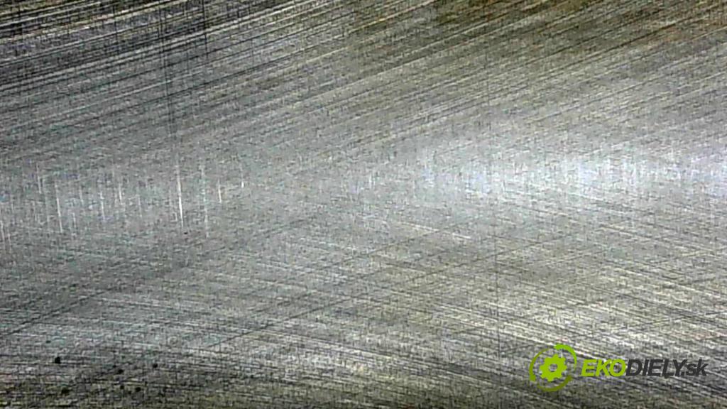 Toyota Corolla E16/E18  2013-2019 1.6 16V 132  HP manual 97 kW 1598 cm3 4- motor benzín: 1ZR