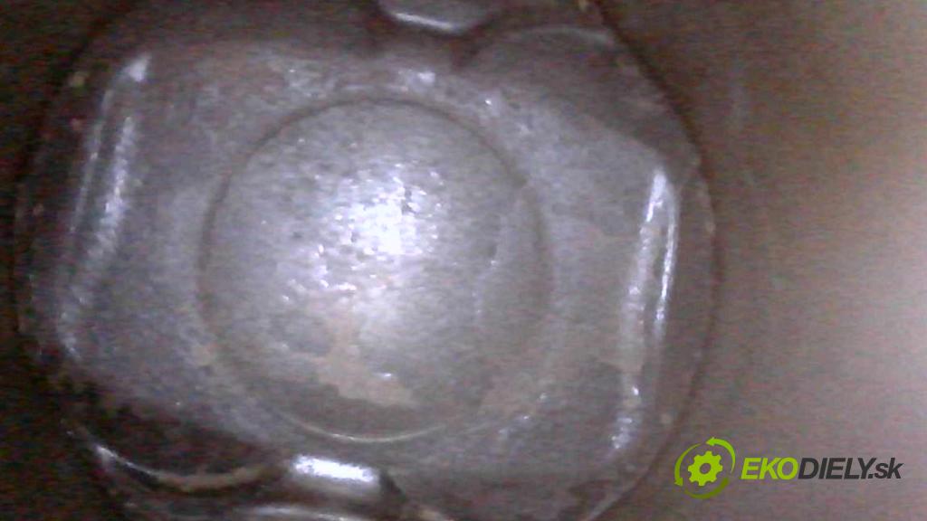 Toyota Corolla E16/E18  2013-2019 1.6 16V 132  HP manual 97 kW 1598 cm3 4- motor benzín: 1ZR