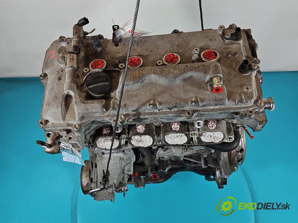 Toyota Corolla E16/E18  2013-2019 1.6 16V 132  HP manual 97 kW 1598 cm3 4- motor benzín: 1ZR