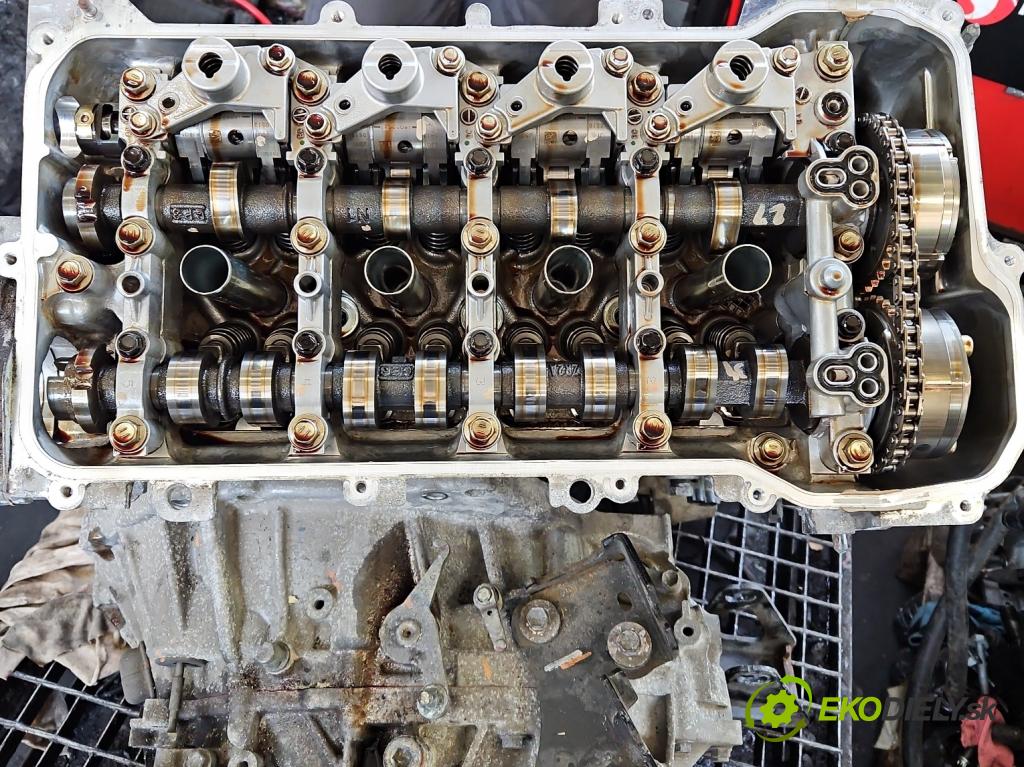 Toyota Corolla E16/E18  2013-2019 1.6 16V 132  HP manual 97 kW 1598 cm3 4- motor benzín: 1ZR