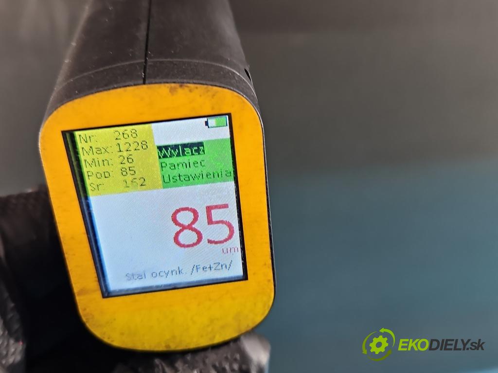 Peugeot 208 I 2012-2019 1.6 hdi 92 hp manual 68 kW 1560 cm3 5- dveře zadní pravé  (Klika dveří ostatní)