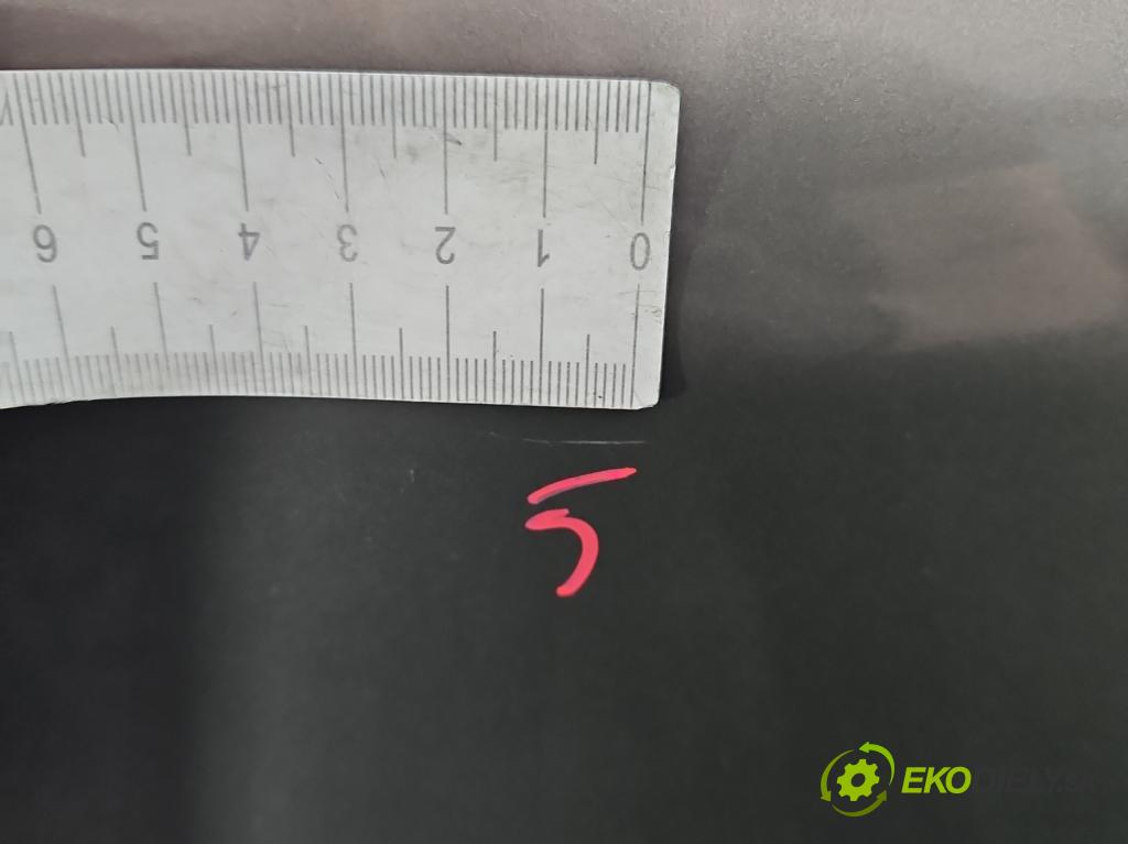 Peugeot 208 I 2012-2019 1.6 hdi 92 hp manual 68 kW 1560 cm3 5- dveře zadní pravé  (Klika dveří ostatní)