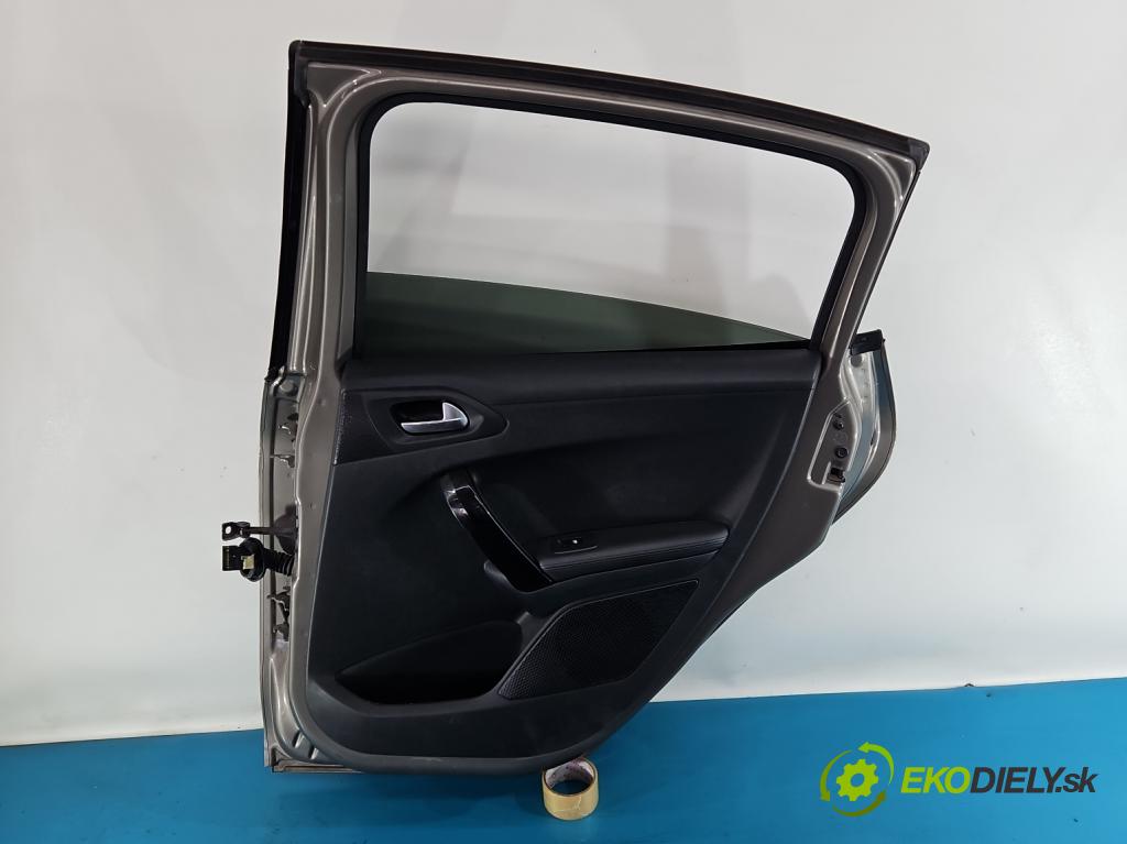 Peugeot 208 I 2012-2019 1.6 hdi 92 hp manual 68 kW 1560 cm3 5- dveře zadní pravé  (Klika dveří ostatní)