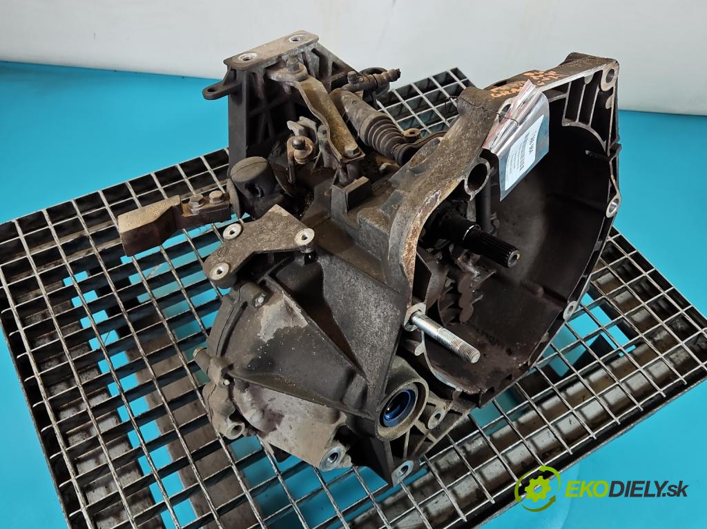 Fiat Punto Grande 1.3 jtd 90 hp manual 66 kW 1248 cm3 5- převodovka stupňová manual 