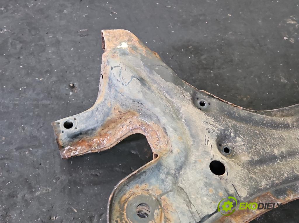 Vw Polo III 6N 1994-2001 1.0 8V 50KM manual 37 kW 999 cm3 5- výstuha motora