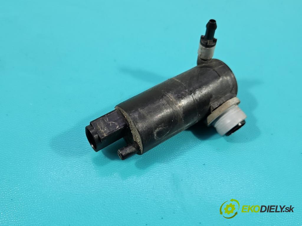 Toyota Corolla E16/E18  2013-2019 1.6 16V 132 hp manual 97 kW 1598 cm3 4- čerpadlo ostřikovačů 1018352001 (Motorek ostřikovačů)