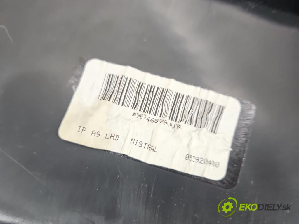 Peugeot 208 I 2012-2019 1.6 hdi 92 hp manual 68 kW 1560 cm3 5- kokpit,přistrojova deska 9672848580