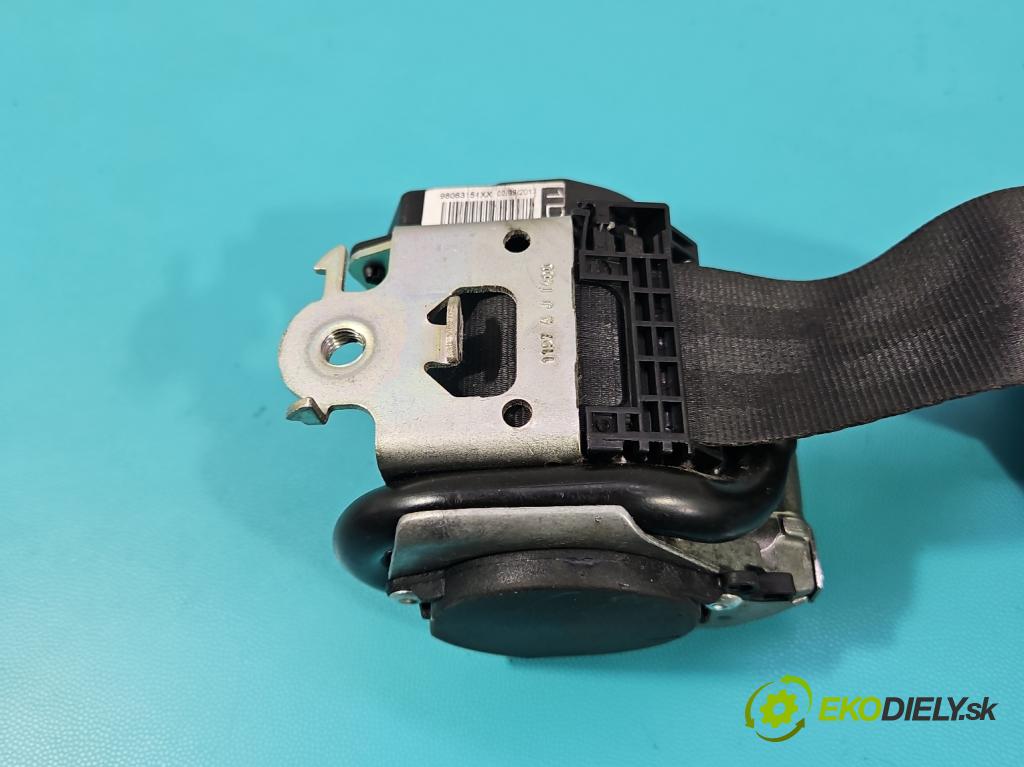 Peugeot 208 I 2012-2019 1.6 hdi 92 HP manual 68 kW 1560 cm3 5- pas bezpečnosť: predné pravý