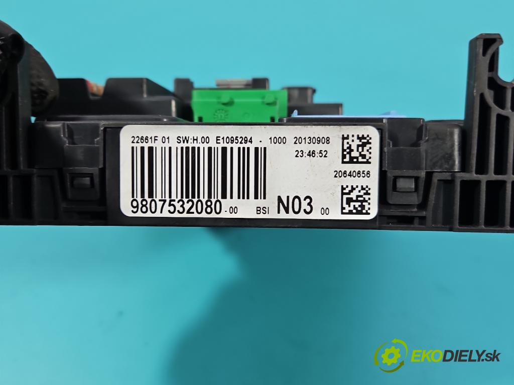 Peugeot 208 I 2012-2019 1.6 hdi 92 hp manual 68 kW 1560 cm3 5- řídící jednotka motoru 0281030546