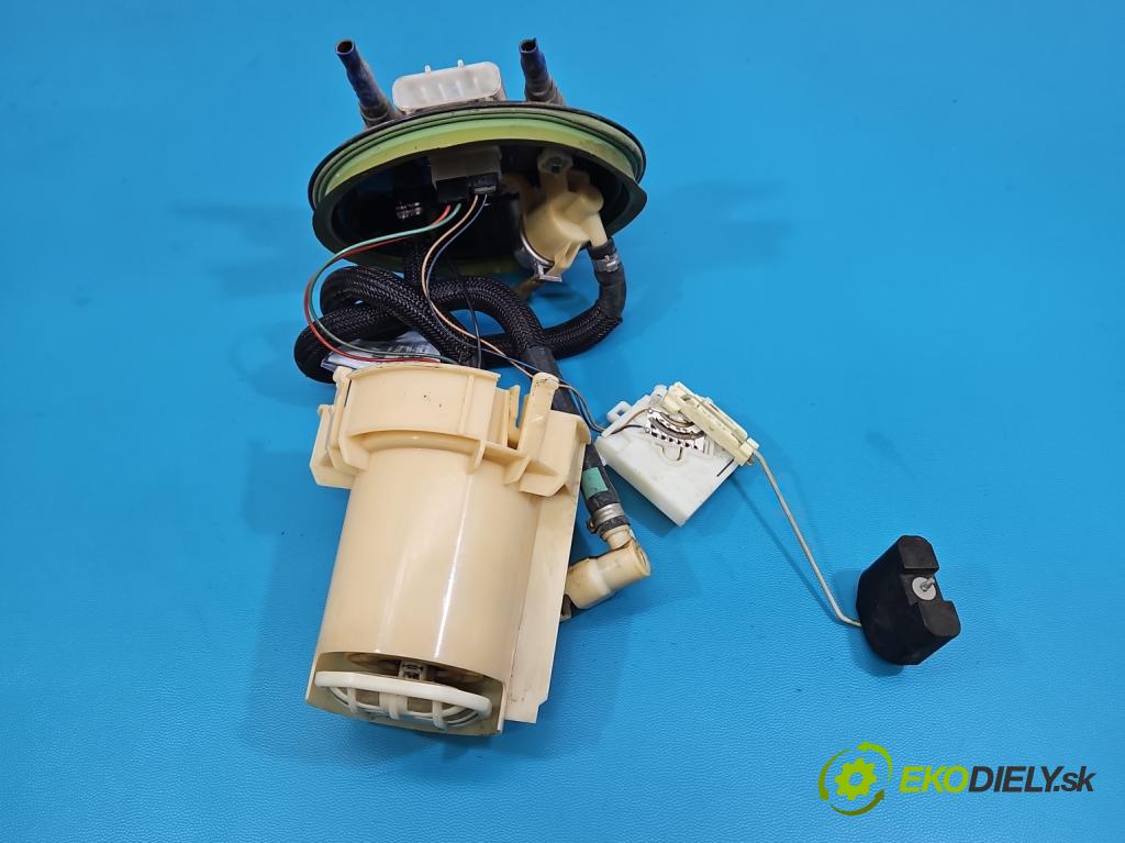 Opel Zafira A 1999-2005 1.8 16V 125 hp manual 92 kW 1796 cm3 5- čerpadlo paliva 90581616