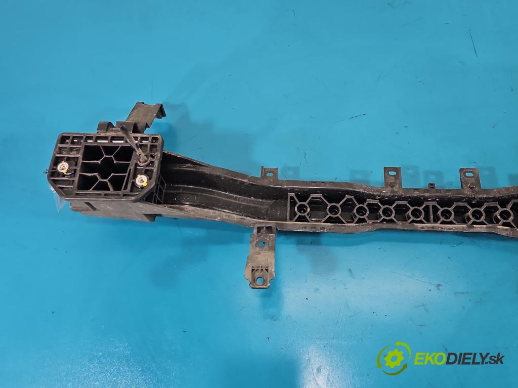 Hyundai Elantra VII 2020- 1.6 16V manual 90.2 kW 1598 cm3 4- výstuha nárazník zadné 86631-AA000