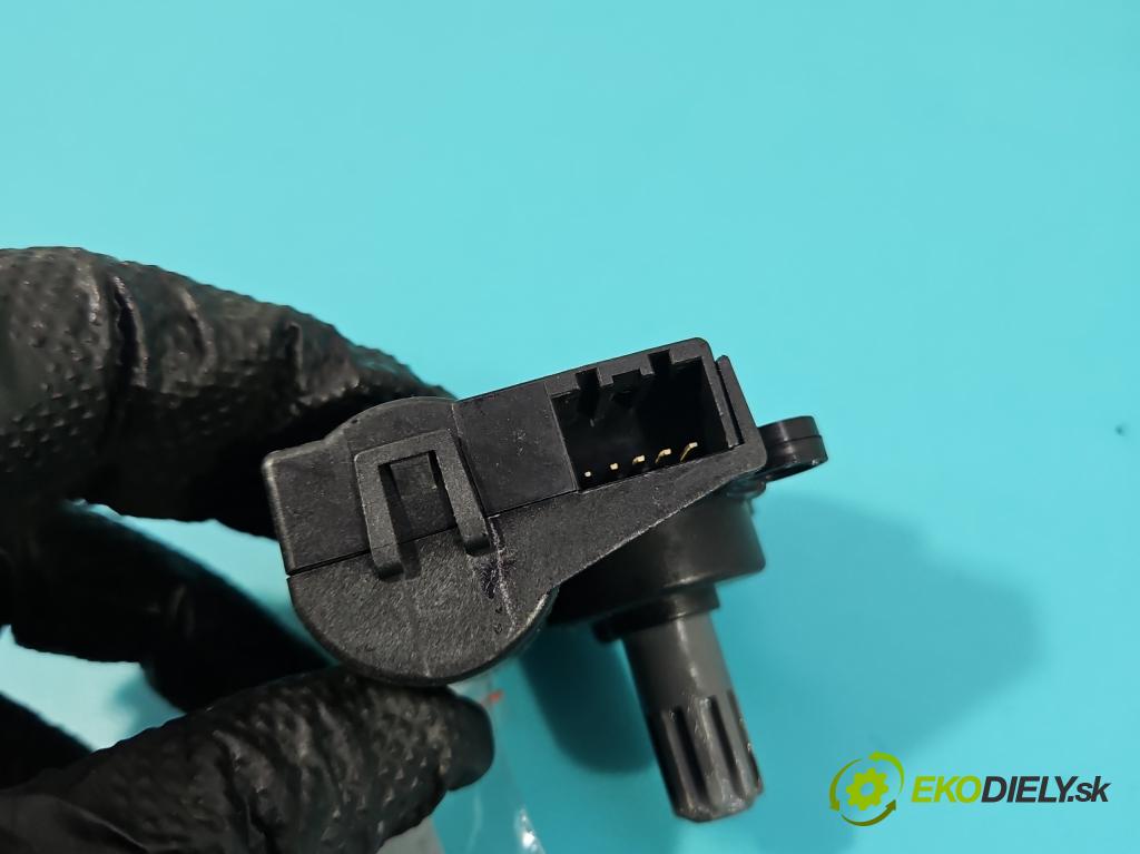 Hyundai Elantra VII 2020- 1.6 16V manual 90.2 kW 1598 cm3 4- motor: kúrenia D332-CK8AA04