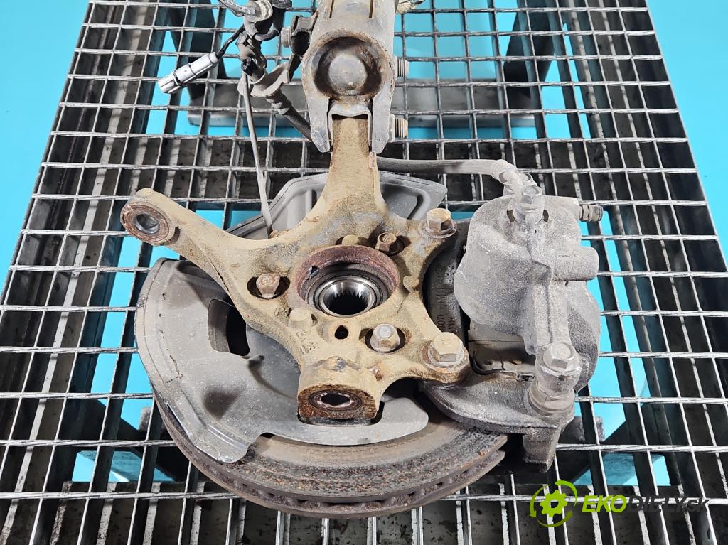 Hyundai Elantra VII 2020- 1.6 16V manual 90.2 kW 1598 cm3 4- náboj ľavé  (Náboj kolesa)