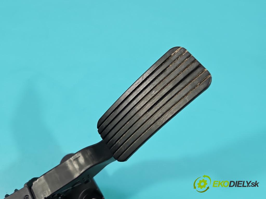 Hyundai Elantra VII 2020- 1.6 16V manual 90.2 kW 1598 cm3 4- pedal plyn potenciometr: 32700-XXXXX