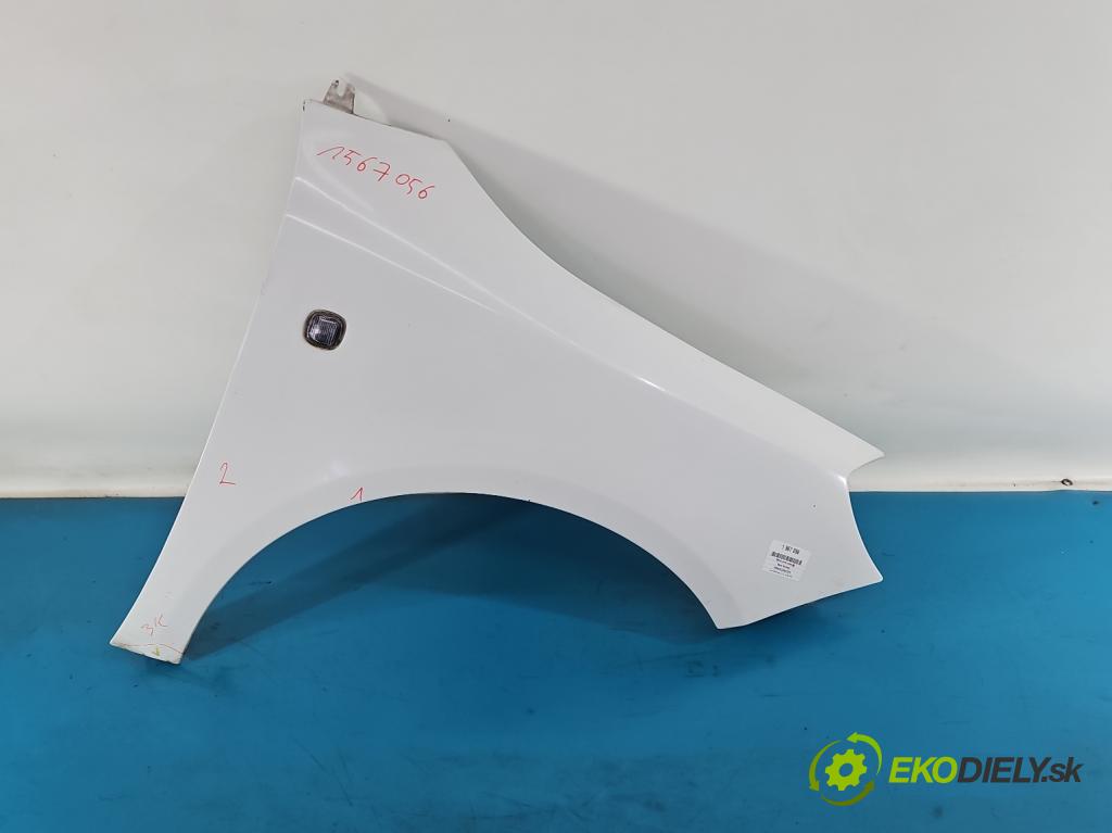 Skoda Roomster 1.4 16V 86 HP manual 63 kW 1390 cm3 5- blatník predné pravý  (Kľučka dverí ostatné)