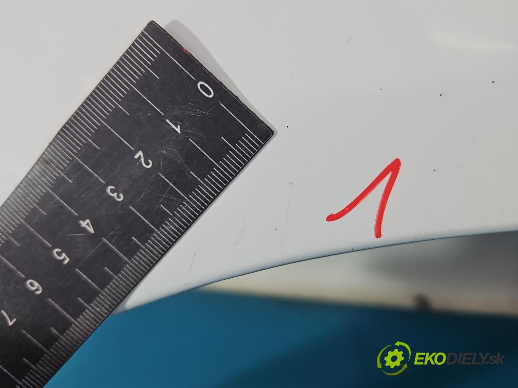 Skoda Roomster 1.4 16V 86 HP manual 63 kW 1390 cm3 5- blatník predné pravý  (Kľučka dverí ostatné)