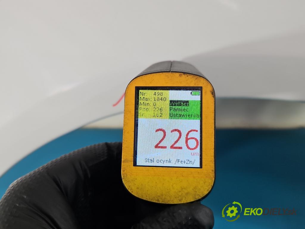 Skoda Roomster 1.4 16V 86 HP manual 63 kW 1390 cm3 5- blatník predné pravý  (Kľučka dverí ostatné)