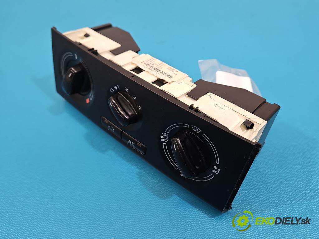 Skoda Roomster 1.4 16V 86 hp manual 63 kW 1390 cm3 5- palubní deska panel topení 5J0820045D