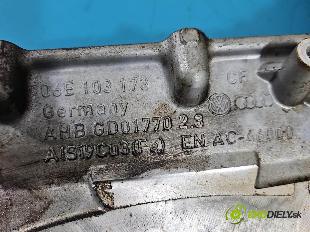 Audi Q7 2015- 3.0 TFSI CRE: 333KM: automatic 245 kW 2995 cm3 5- obal načasovanie 06E103173 (Kryt motora)