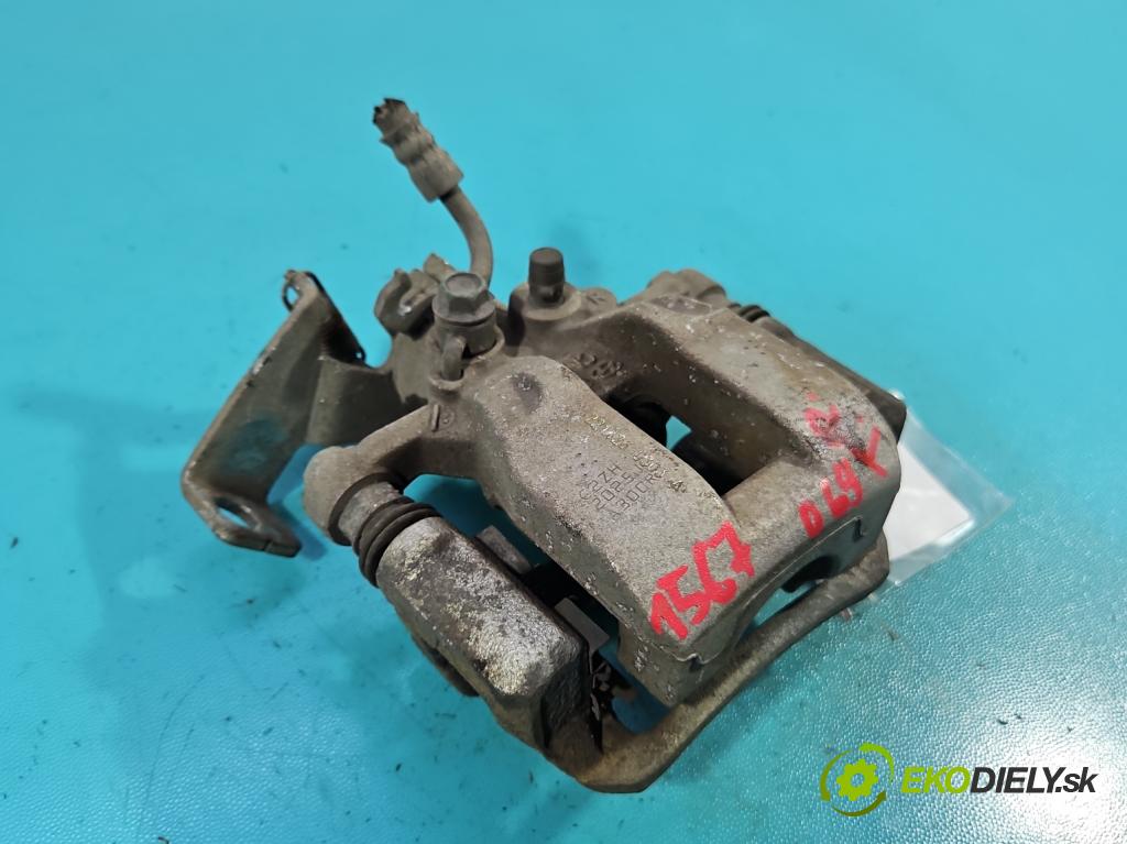 Hyundai Elantra VII 2020- 1.6 16V manual 90.2 kW 1598 cm3 4- brzdič zadné pravý  (Kľučka dverí ostatné)