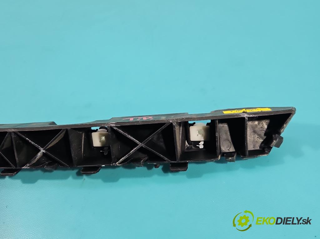 Hyundai Elantra VII 2020- 1.6 16V manual 90.2 kW 1598 cm3 4- Boty: nárazník zadné pravý 86654-AA000