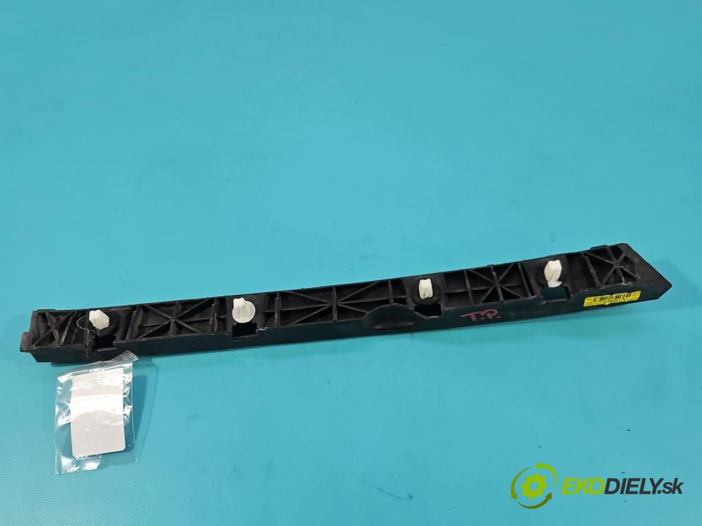 Hyundai Elantra VII 2020- 1.6 16V manual 90.2 kW 1598 cm3 4- Boty: nárazník zadné pravý 86654-AA000