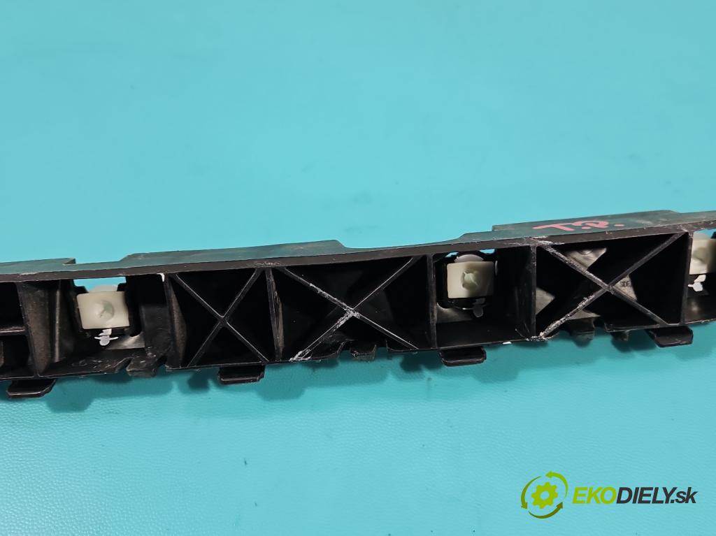 Hyundai Elantra VII 2020- 1.6 16V manual 90.2 kW 1598 cm3 4- Boty: nárazník zadné pravý 86654-AA000