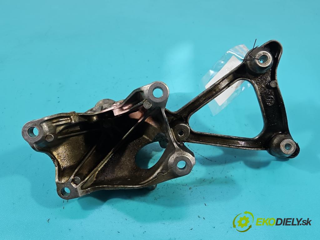 Audi Q7 2015- 3.0 TFSI CRE: 333KM: automatic 245 kW 2995 cm3 5- držiak motora 4M0199307AE