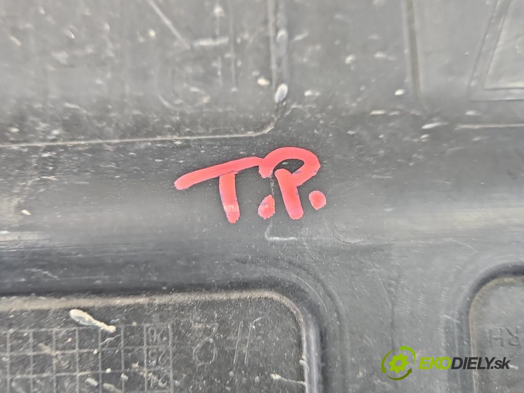 Hyundai Elantra VII 2020- 1.6 16V manual 90.2 kW 1598 cm3 4- kryt plast 86677-AA000