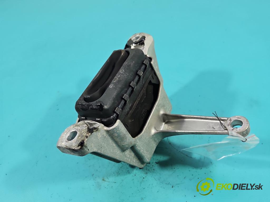 Hyundai Elantra VII 2020- 1.6 16V manual 90.2 kW 1598 cm3 4- airbag motora 21810-AA000 (Držiak motora)