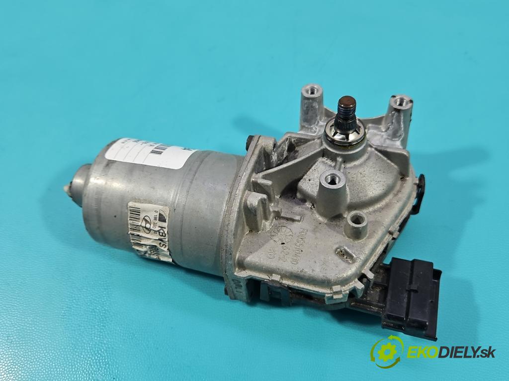 Hyundai Elantra VII 2020- 1.6 16V manual 90.2 kW 1598 cm3 4- motor stieračov predné 98100-AA000