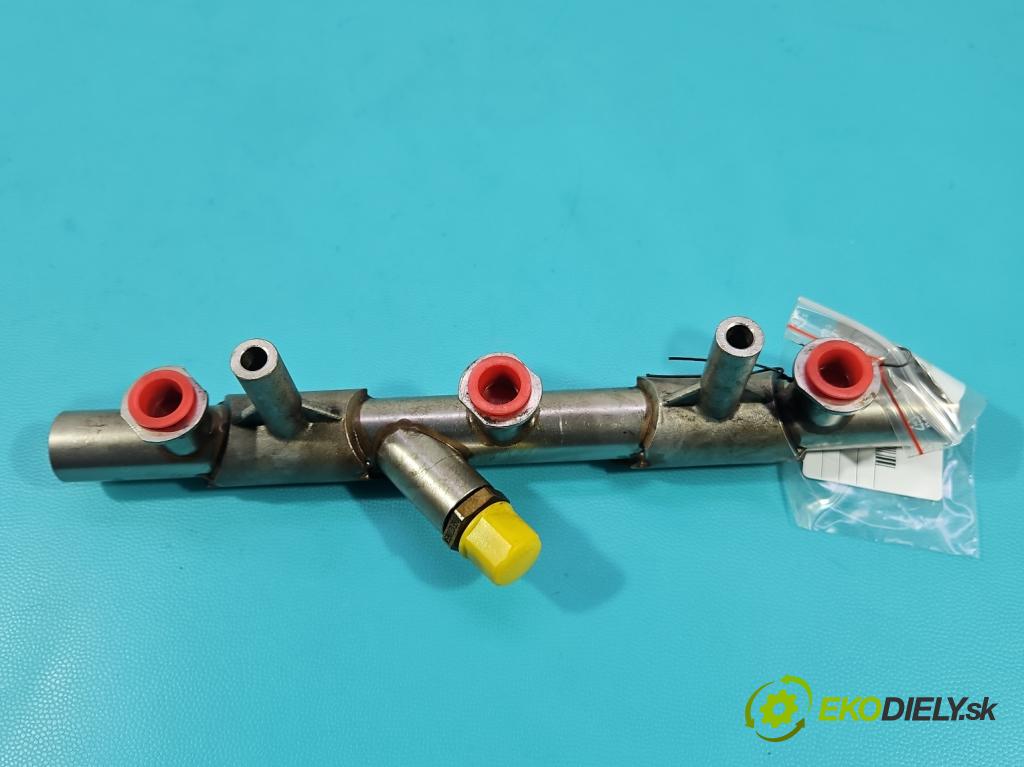 Audi Q7 2015- 3.0 TFSI CRE: 333KM: automatic 245 kW 2995 cm3 5- lišta vstrekovacia  (Vstrekovacia lišta)