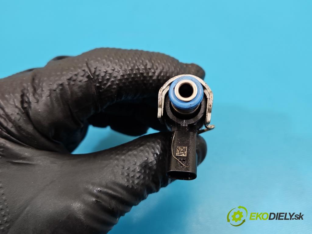 Audi Q7 2015- 3.0 TFSI CRE: 333KM: automatic 245 kW 2995 cm3 5- vstrek 06C906036H (Vstrekovač paliva)