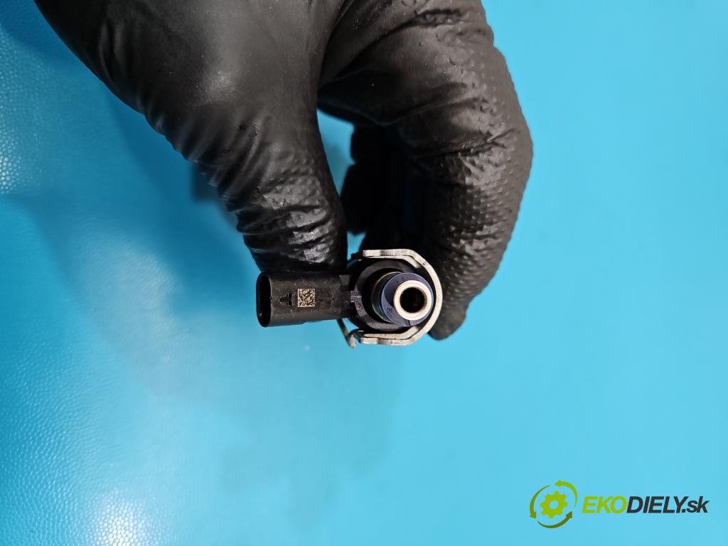 Audi Q7 2015- 3.0 TFSI CRE: 333KM: automatic 245 kW 2995 cm3 5- vstrek 06C906036H (Vstrekovač paliva)