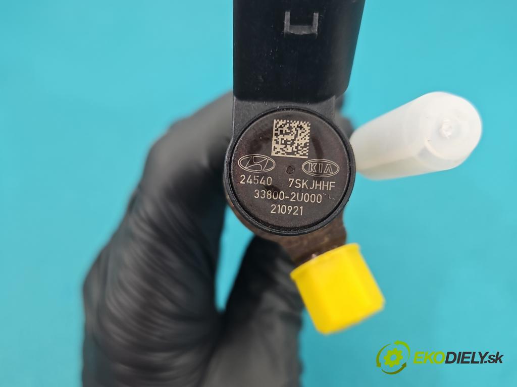 Hyundai I30 III 2016- 1.6 crdi 116 HP manual 85 kW 1598 cm3 5- vstrek 33800-2U000 (Vstrekovač paliva)