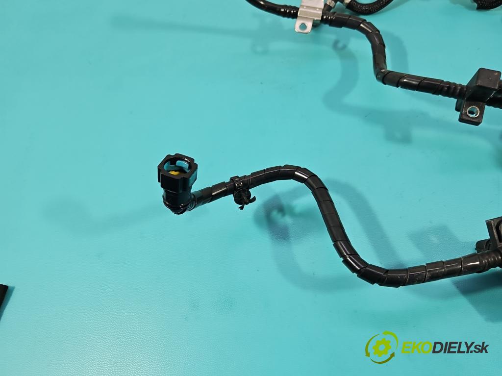 Hyundai I30 III 2016- 1.6 crdi 116 HP manual 85 kW 1598 cm3 5- rúrka palivovy