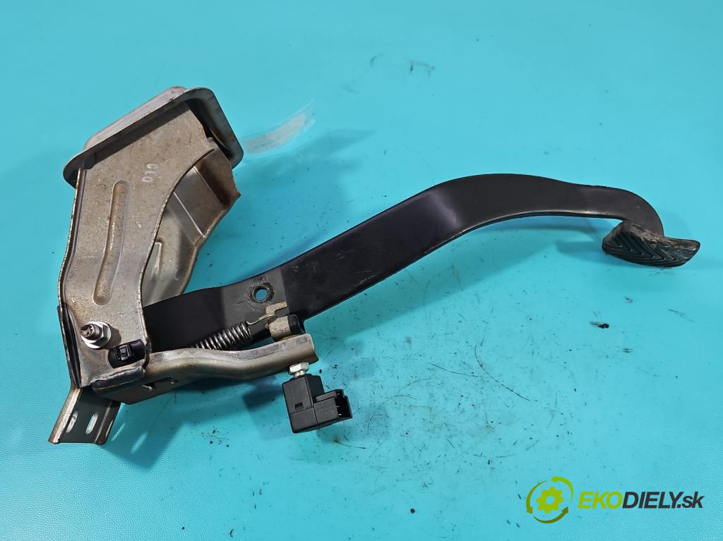 Hyundai H1 II 2007-2023 2.5 crdi 170 HP manual 125 kW 2497 cm3 5- pedále ostatné 93810-3K000