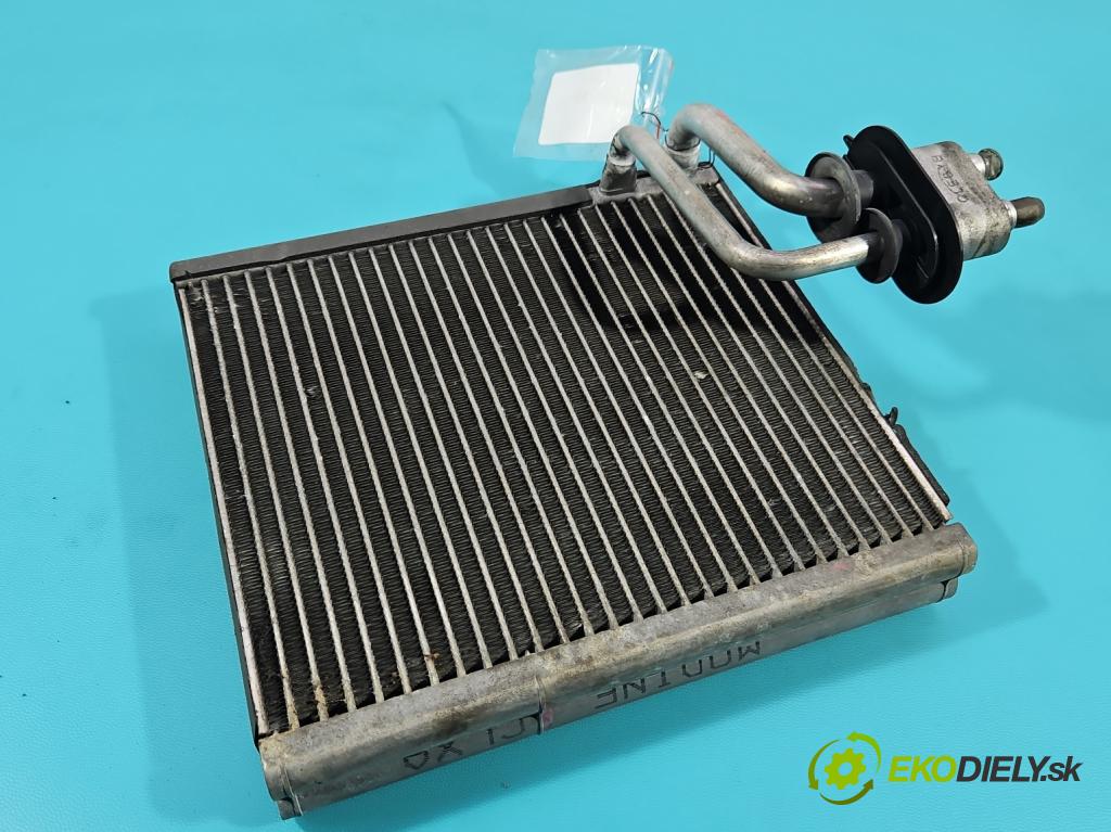 Hyundai H1 II 2007-2023 2.5 crdi 170 HP manual 125 kW 2497 cm3 5- Výparník: klimatizácie 